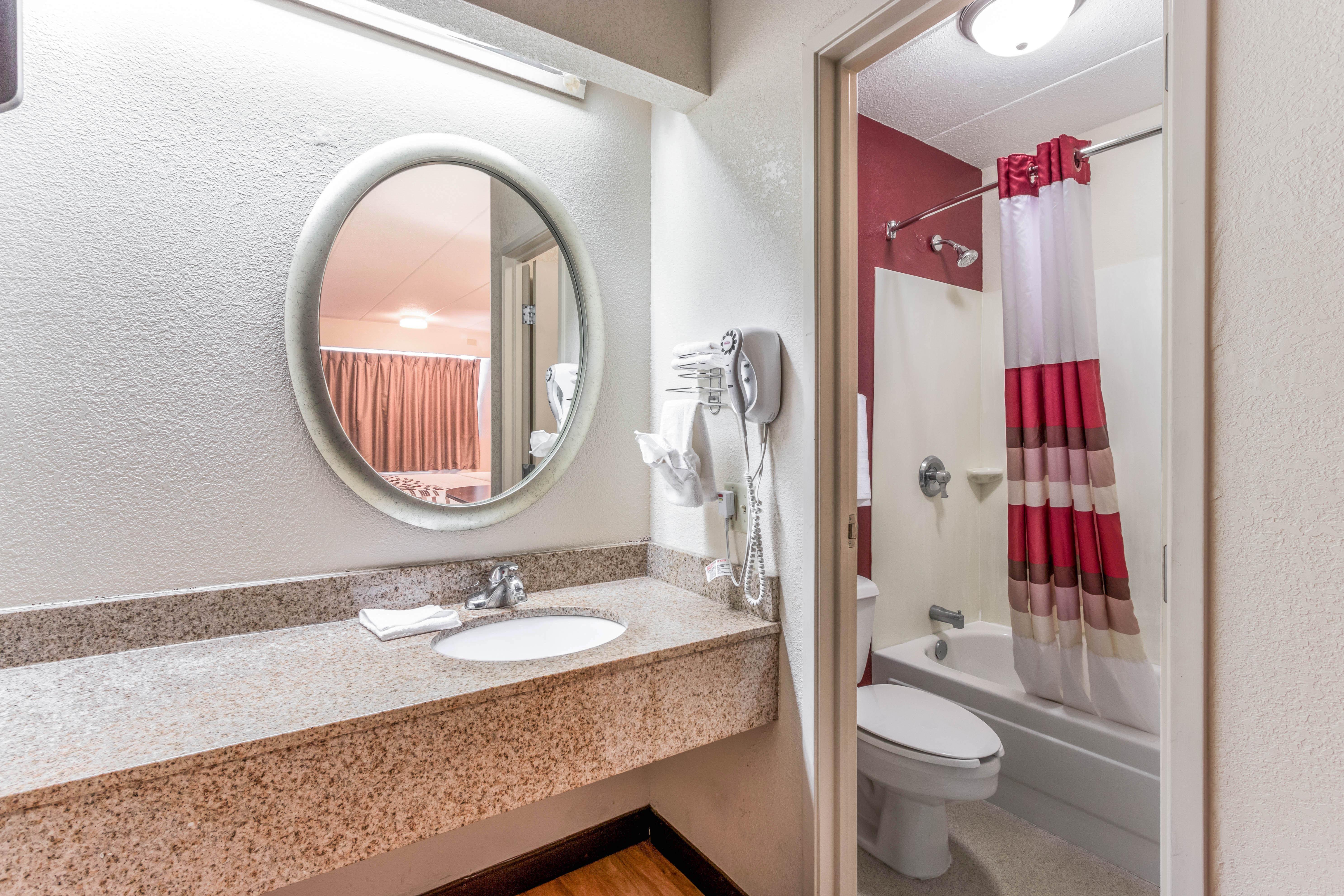 Red Roof Inn Columbia, Mo Dış mekan fotoğraf